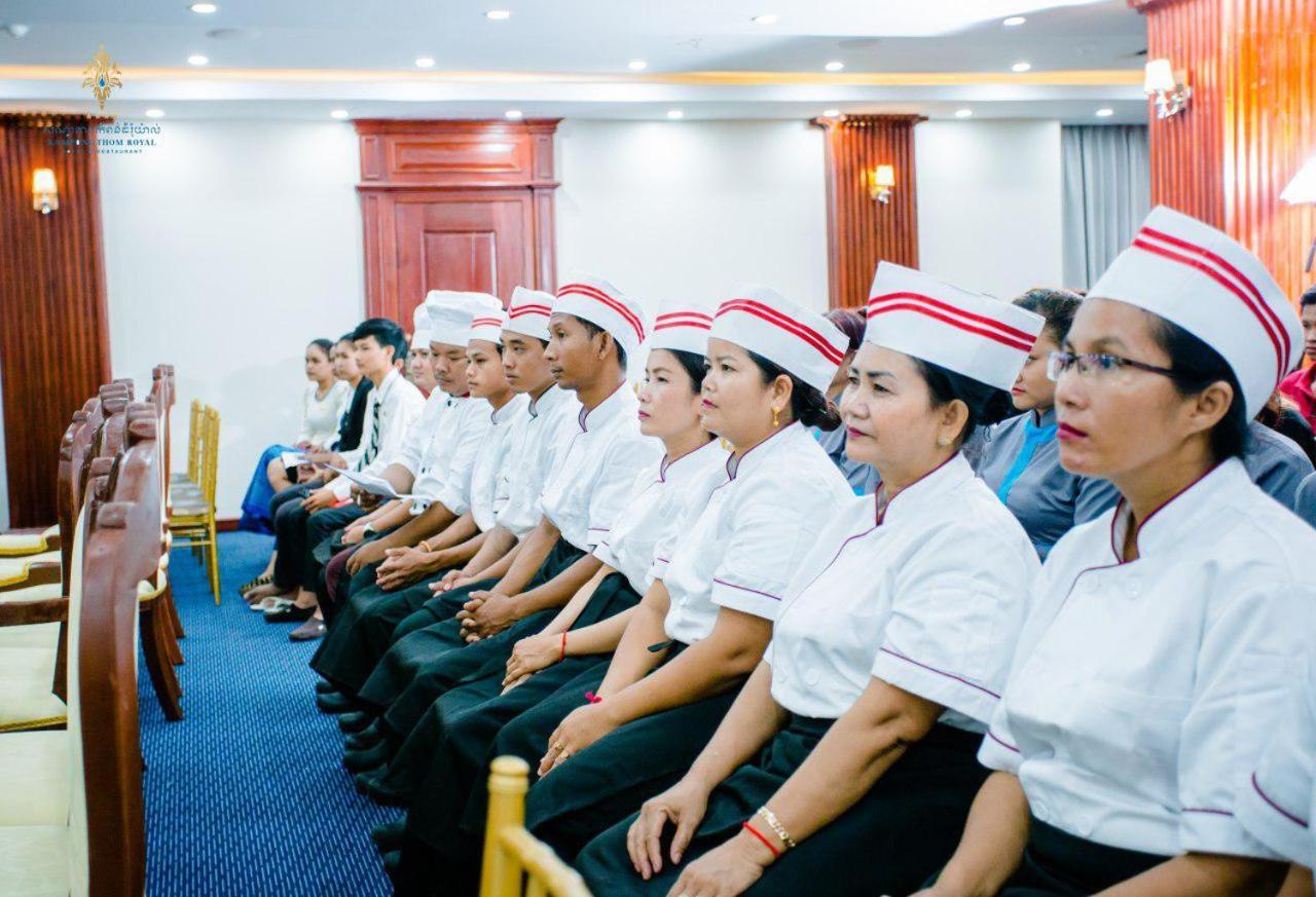 Kampong Thom Royal Hotel Экстерьер фото