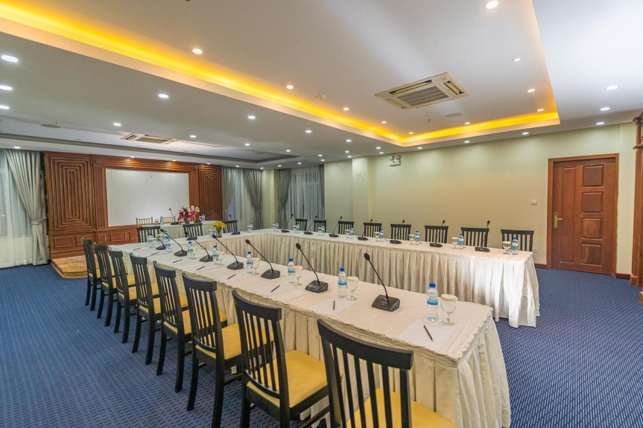 Kampong Thom Royal Hotel Экстерьер фото